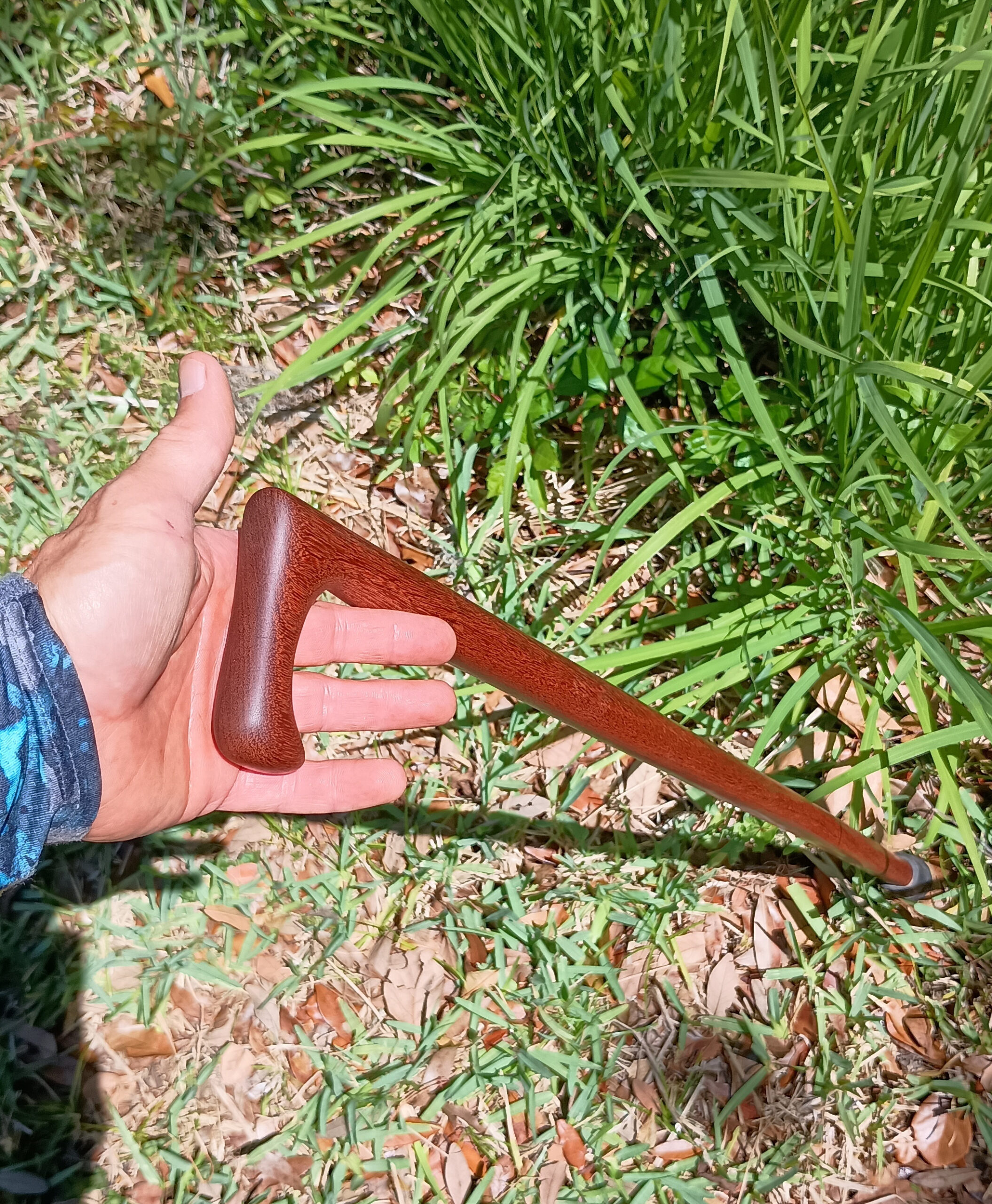 Walking cane made of cumaru - 04-13-2025 - full